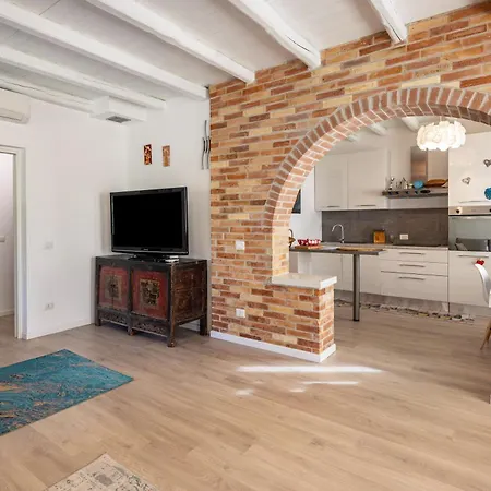 Brussa Apartman *